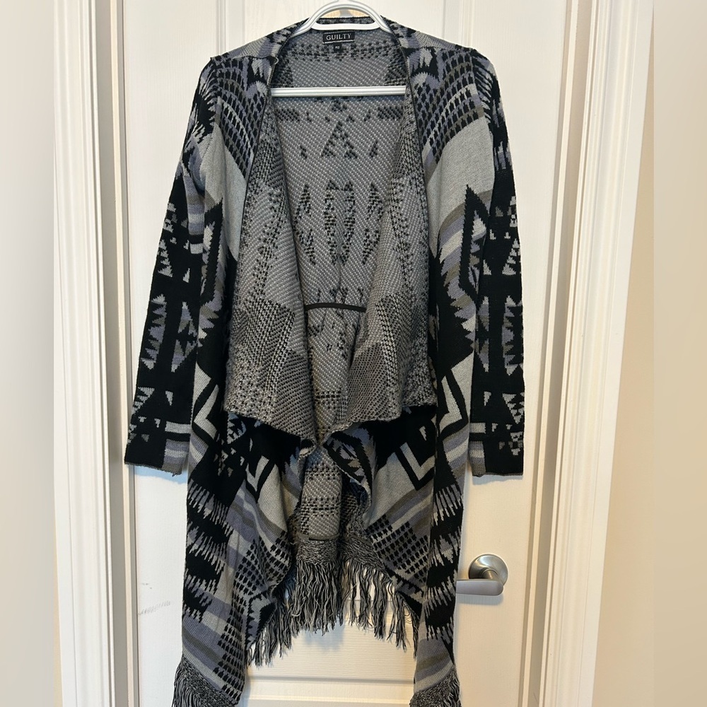 Black and Gray Patterned Women's Sweater - Picture 2 of 6
